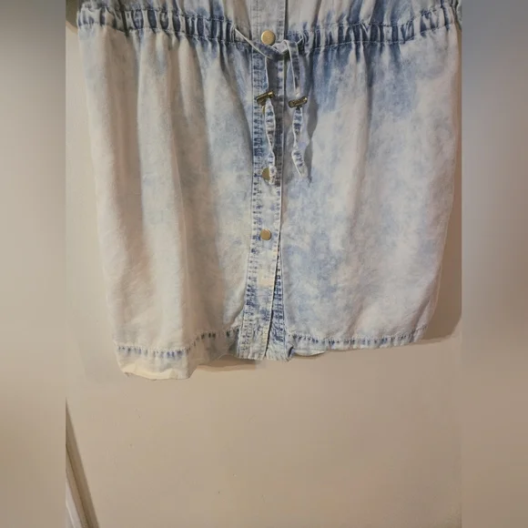 Chico's Acid Wash Lightweight Denim Dress Chico's Size 1/US Size Med/Size 8 - Picture 9 of 13